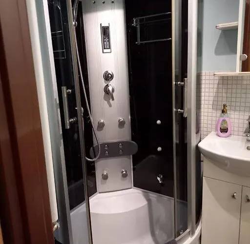 Przytulny Z Balkonem